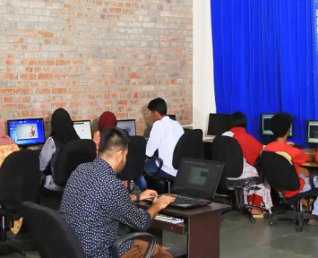 Student studying from B Arch institute in Kerala