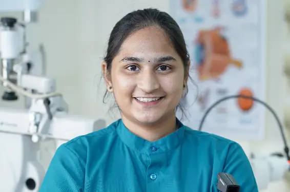 image of optometry course student in Kerala